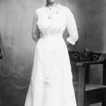 Beda (Ekburg) Petersson. Circa 1904