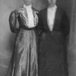 Beda Petersson (left) with her sister Augusta. Circa pre-1900