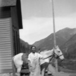 Beda waiting for her kids at the La Plata City school